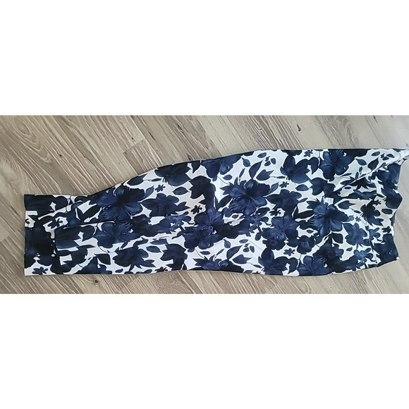 Joseph Ribkoff Women's Blue Floral Lightweight Stretch Mid Rise Pants Size 8 - Picture 4 of 9